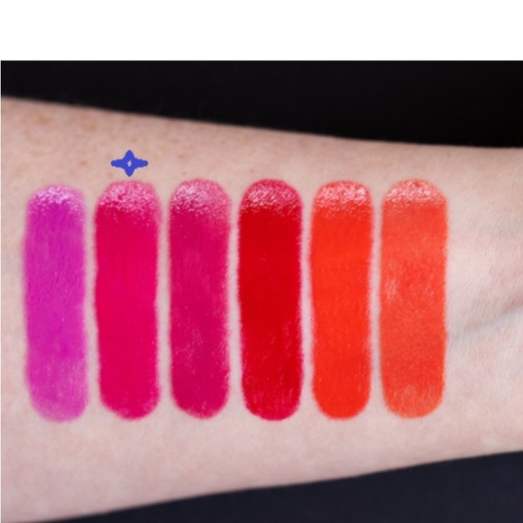 Shiseido LaquerInk LipShine in shade 302 - Picture 2 of 6